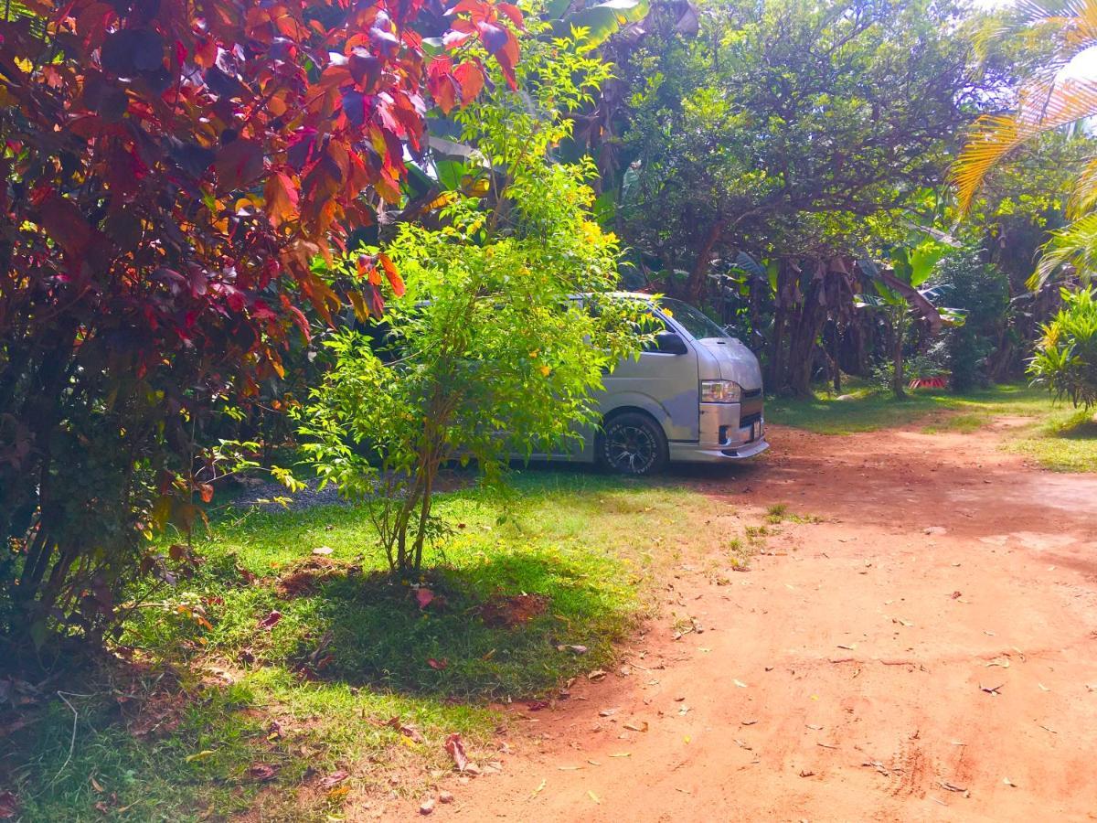 Arachchi Guest House Mirissa Buitenkant foto