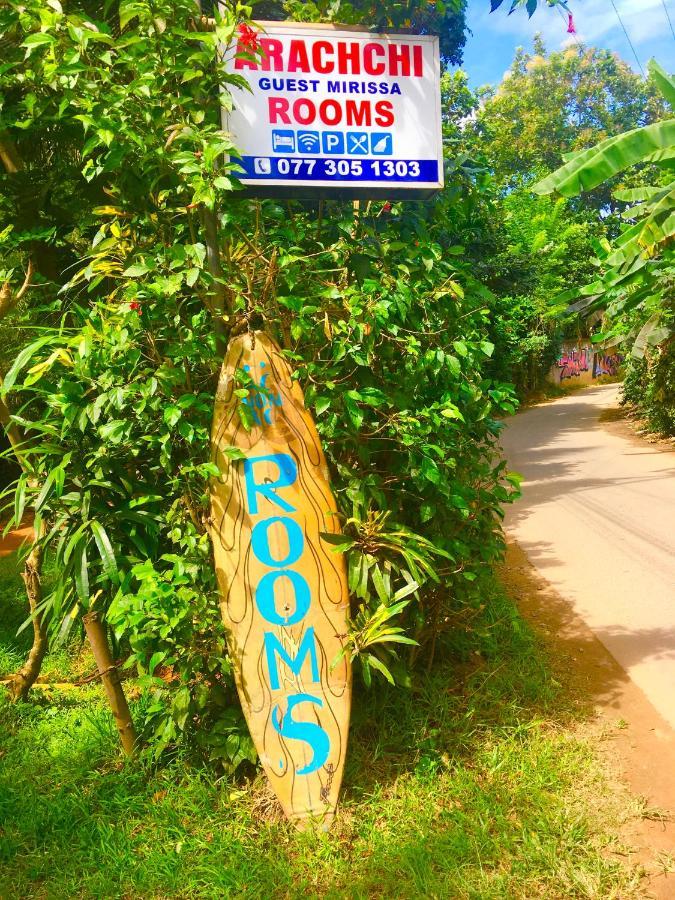 Arachchi Guest House Mirissa Buitenkant foto